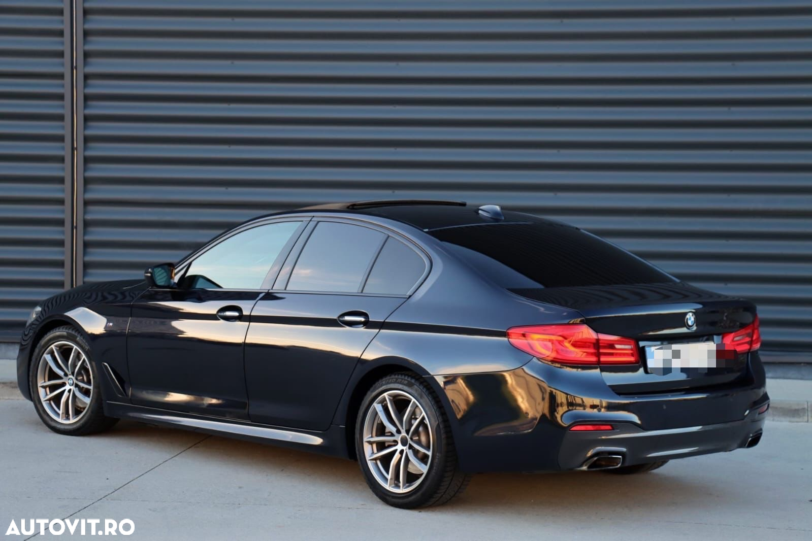 BMW Seria 5 520d xDrive AT - 26