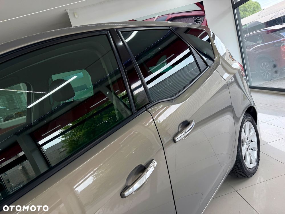 Opel Meriva - 21