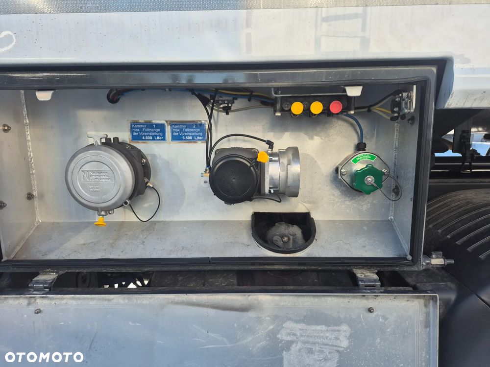 Mercedes-Benz ATEGO 15 240 AUTOCYSTERNA 4X4 !!! - 12