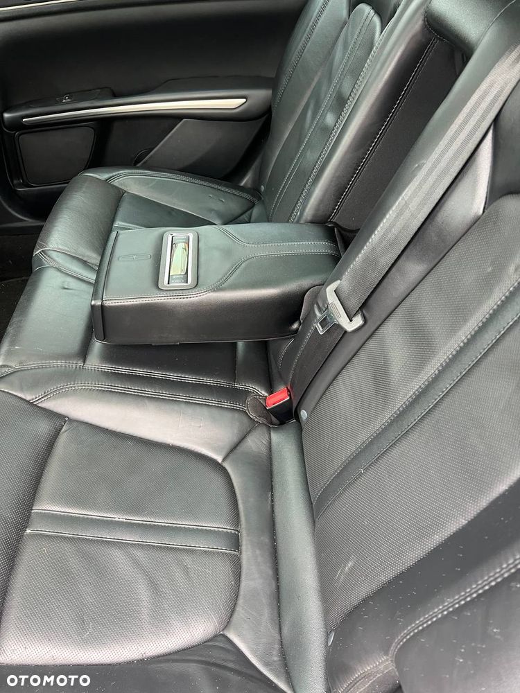 Lincoln MKZ - 12