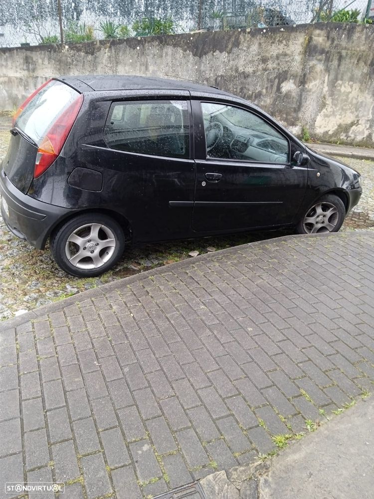 Fiat Punto 1.9 JTD HLX - 3