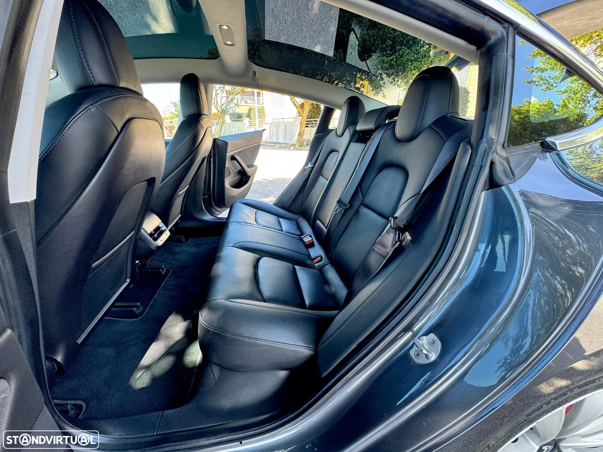 Tesla Model 3 Performance Dual Motor AWD - 12