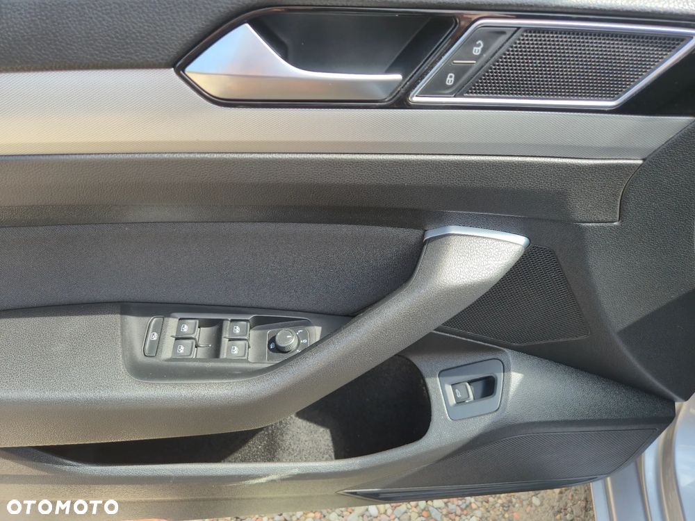 Skoda Superb 1.4 TSI ACT Style - 9