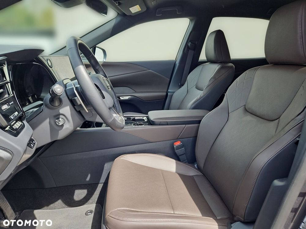 Lexus RX - 25