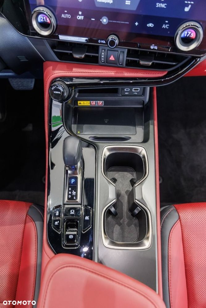 Lexus NX 350h Prestige AWD - 36
