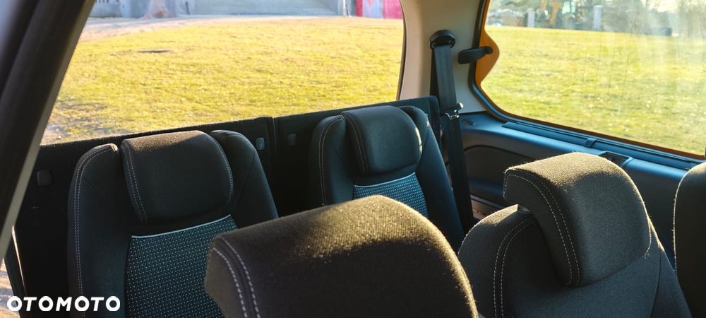 Ford Galaxy 2.0 TDCi Ghia - 10