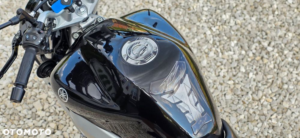 Yamaha FZ6 - 15