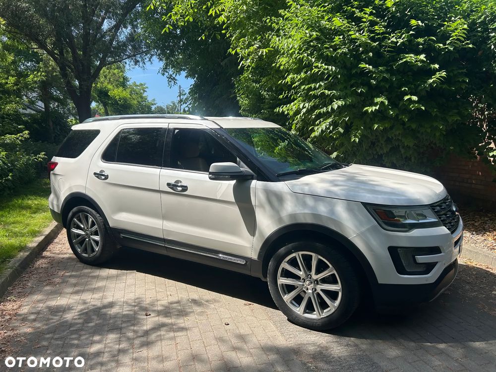 Ford Explorer - 2