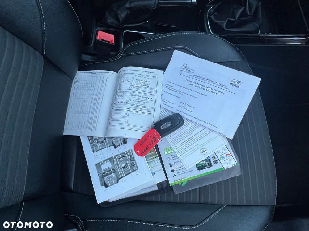 Ford EcoSport 1.0 EcoBoost TITANIUM X - 28