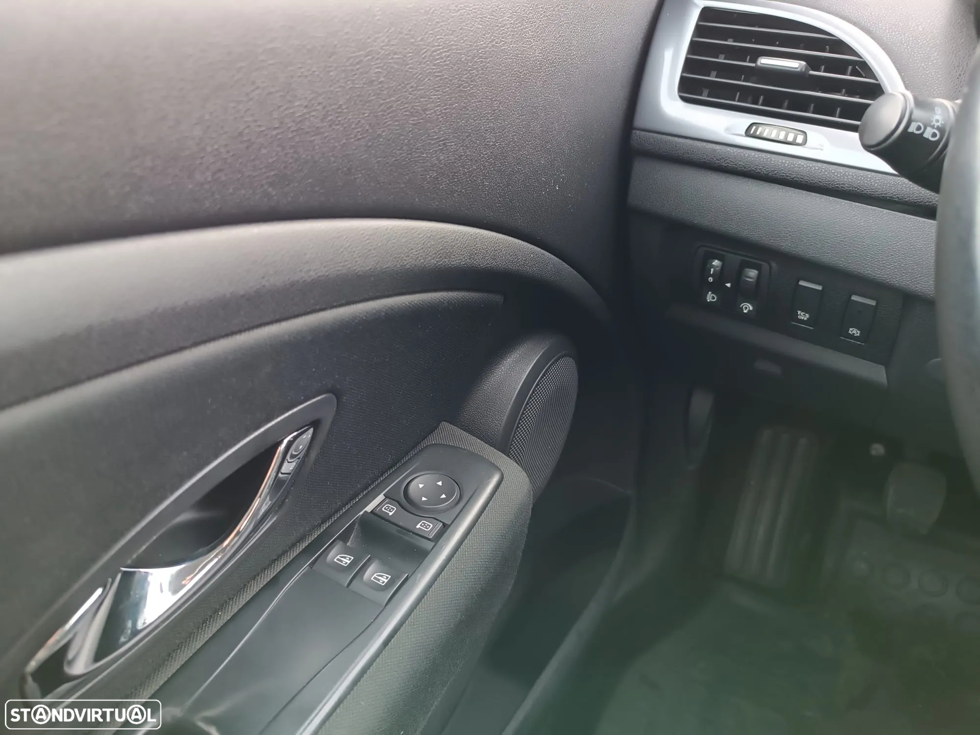 Renault Mégane Sport Tourer 1.5 dCi Limited - 17