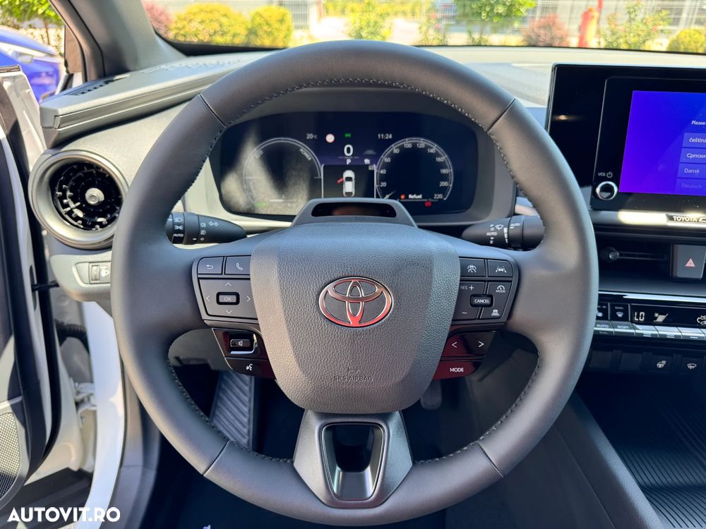 Toyota C-HR 2.0 HEV 180 CP 4x2 CVT Dynamic - 12