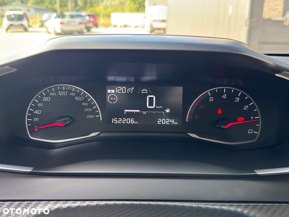 Peugeot 208 1.2 PureTech Like S&S - 24
