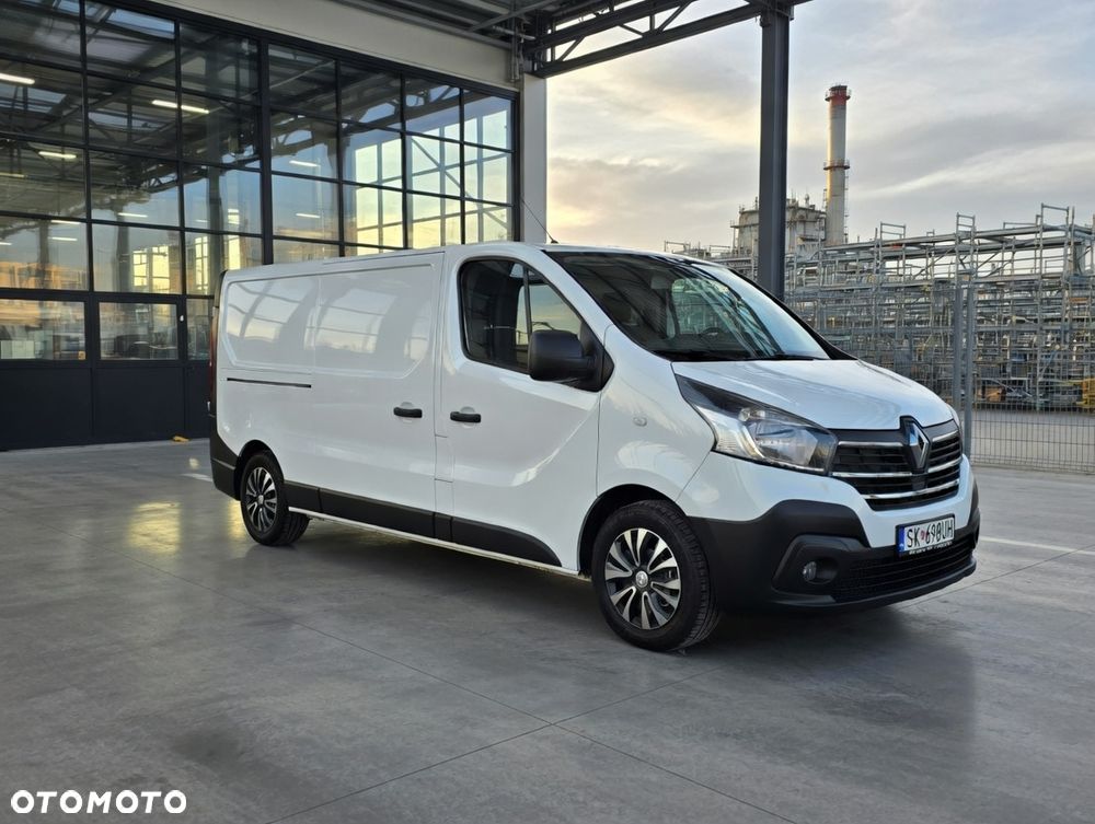 Renault TRAFIC - 2