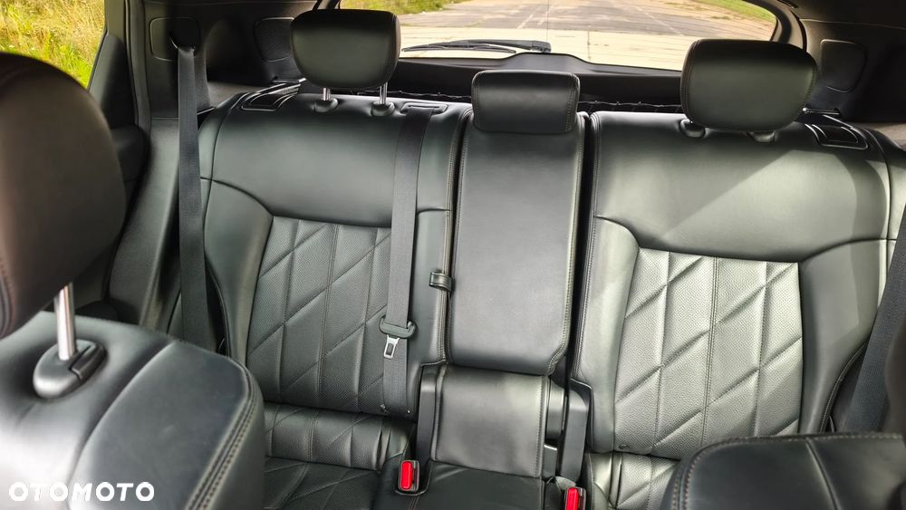 Infiniti QX70 3.0d S Premium - 16
