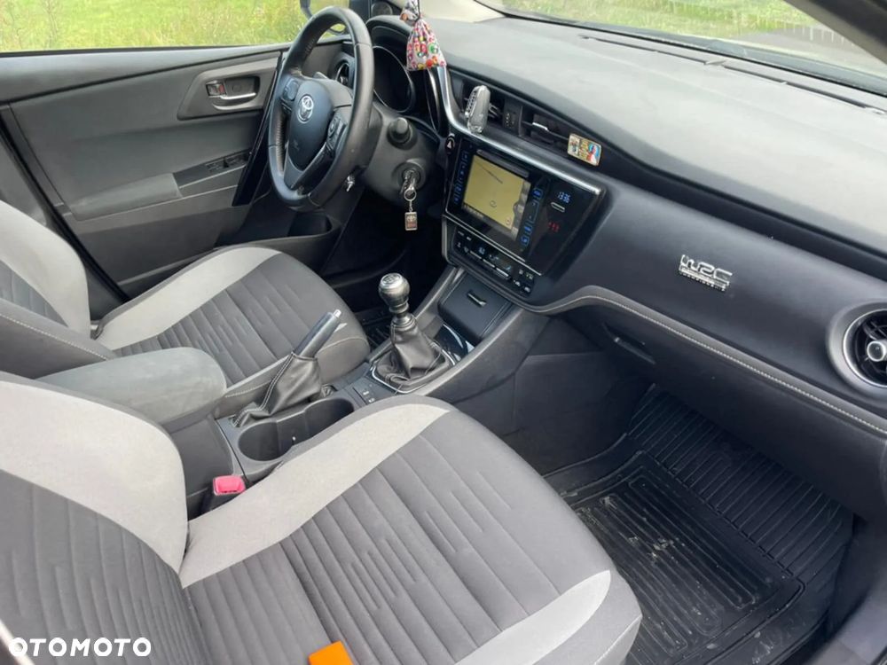 Toyota Auris 1.6 D-4D Comfort - 13