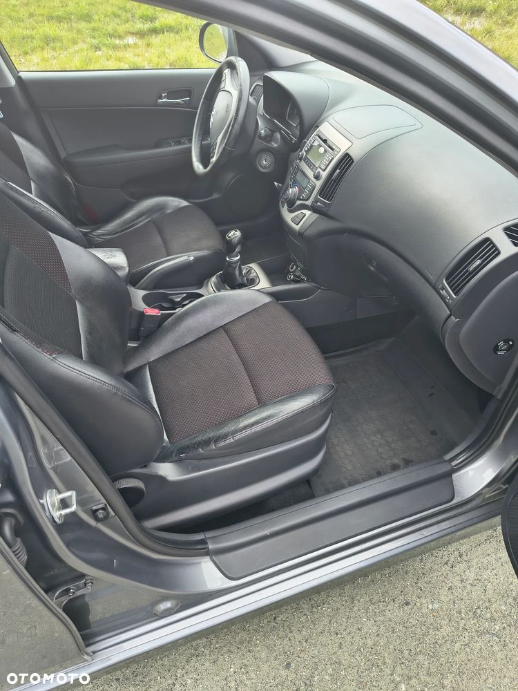 Hyundai i30 1.6 CRDi Comfort - 14