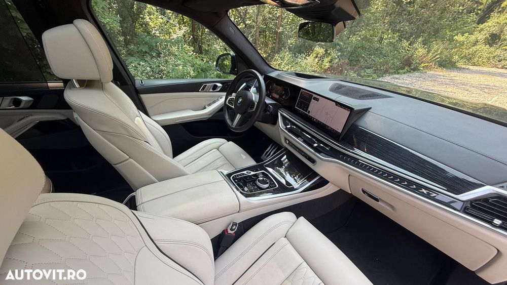 BMW X7 xDrive40i AT MHEV - 18