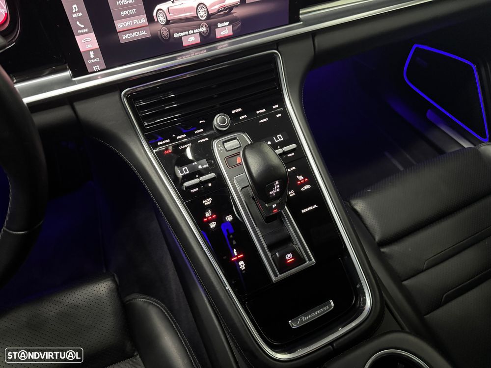 Porsche Panamera 4S E-Hybrid - 16
