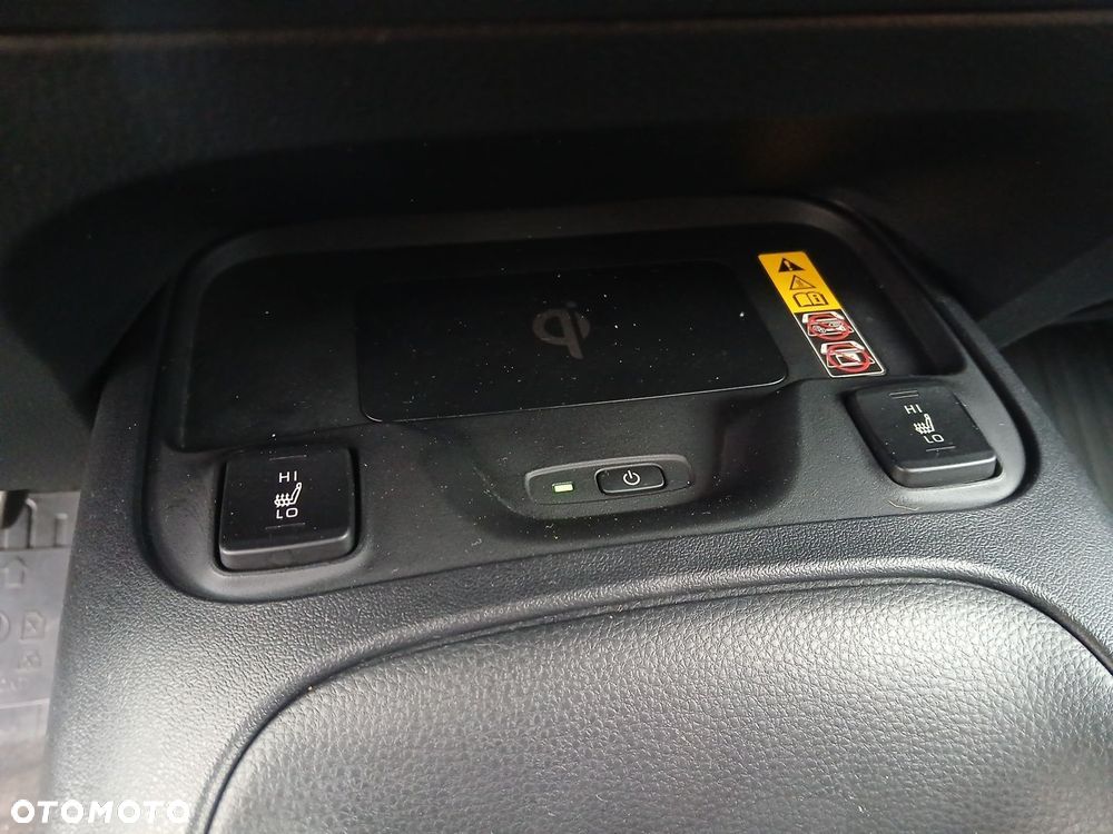 Toyota Corolla 2.0 Hybrid Comfort - 33