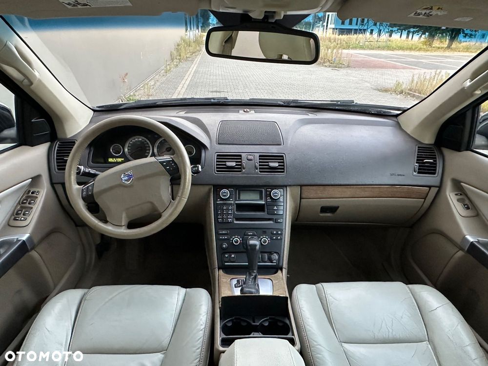 Volvo XC 90 - 8