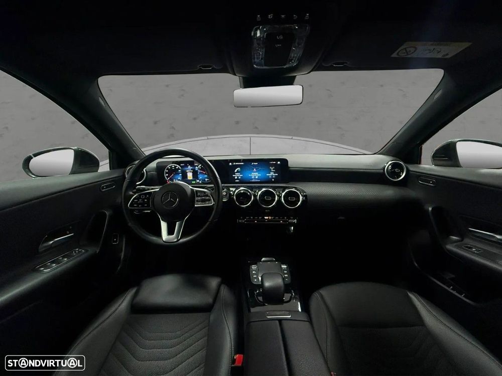 Mercedes-Benz A 250 e Progressive - 12