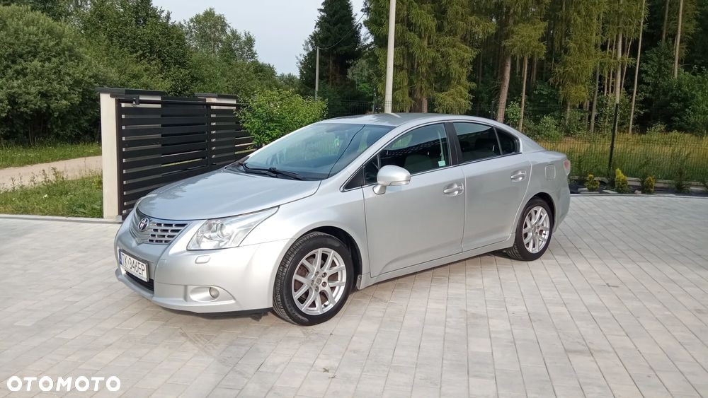 Toyota Avensis 1.8 Sol - 9