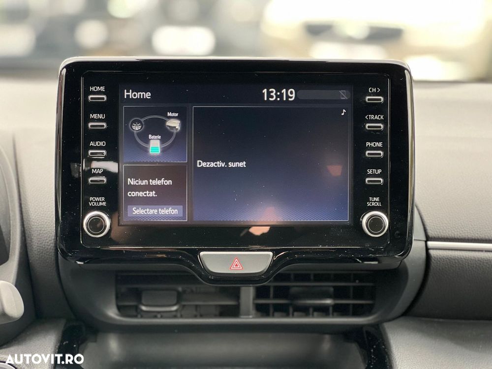 Toyota Yaris Cross 1.5 VVT-i HSD 4x2 Dynamic - 15