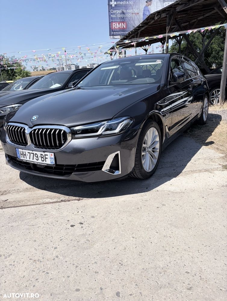 BMW Seria 5 520e Aut. Luxury Line - 4
