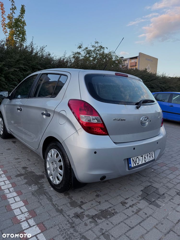 Hyundai i20 - 10