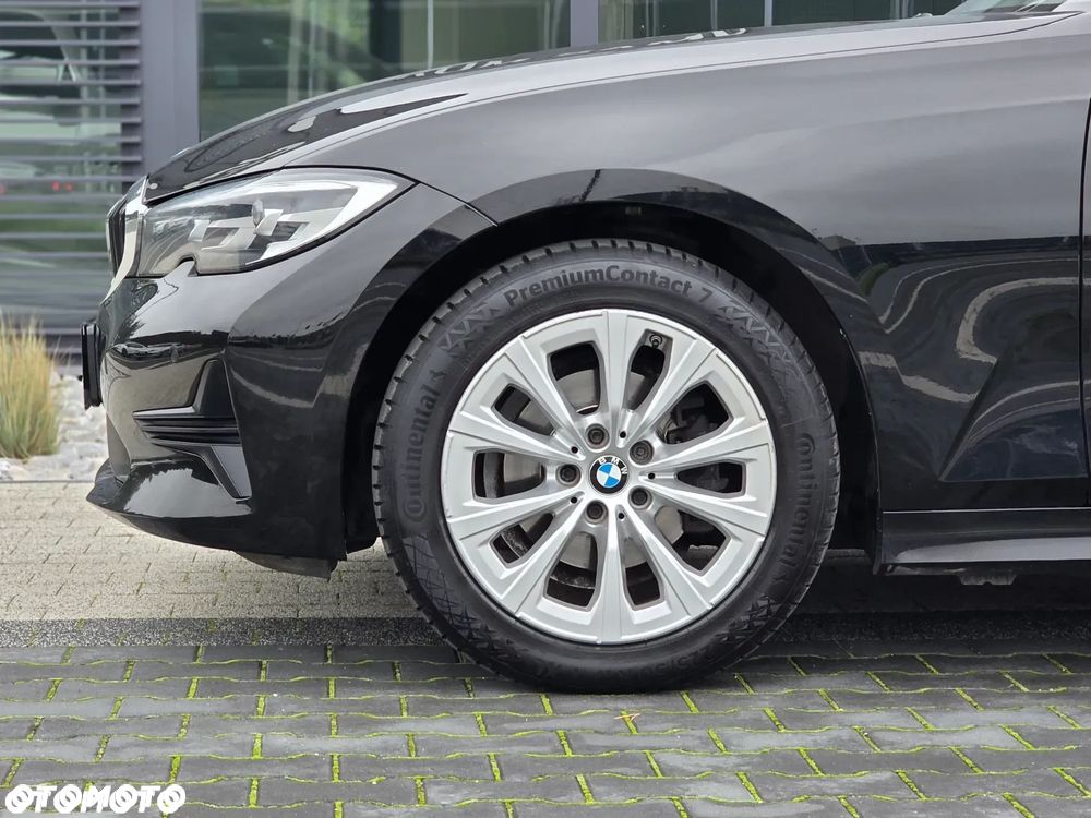 BMW Seria 3 - 14