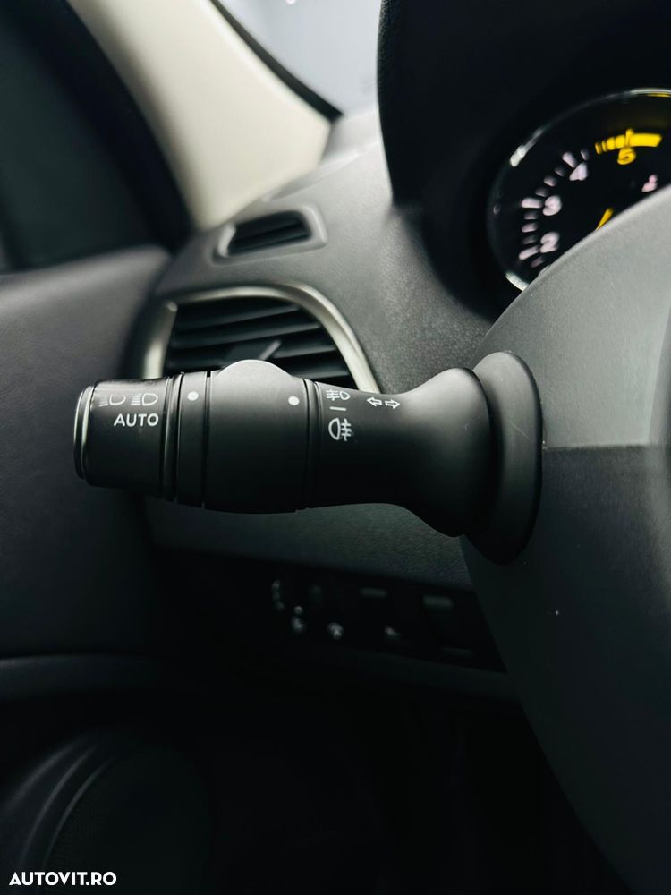 Renault Megane 1.5 dCi Dynamique - 26