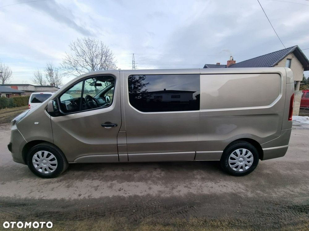 Opel Vivaro - 8