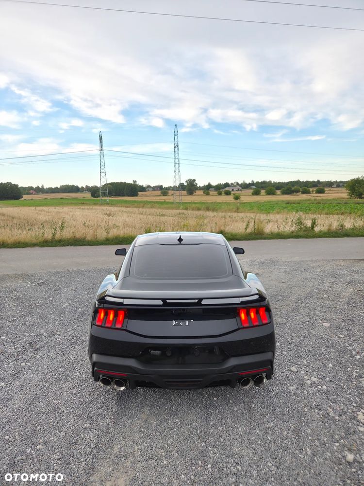 Ford Mustang - 23