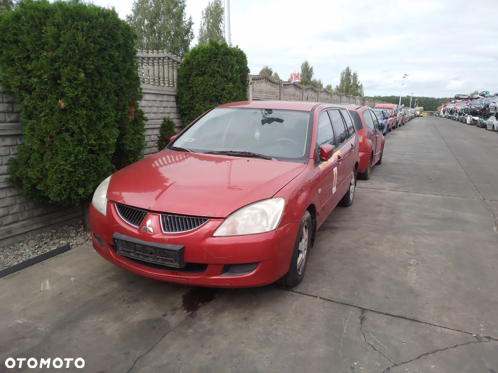 MITSUBISHI LANCER VII KOMBI 1.6 16V 03 - 08  ZDERZAK TYŁ TYLNY  R20 - 6