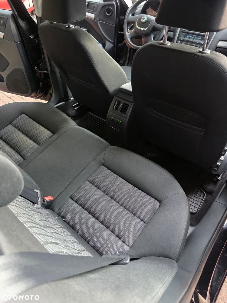 Skoda Octavia 1.6 Elegance - 21
