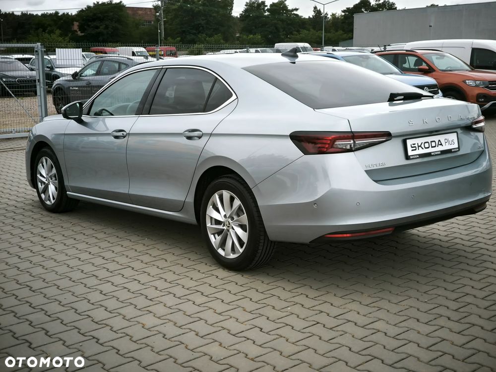 Skoda Superb 2.0 TDI SCR 4x4 Selection DSG - 6
