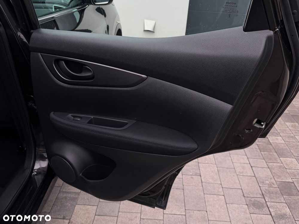 Nissan Qashqai 1.2 DIG-T Visia EU6 - 31