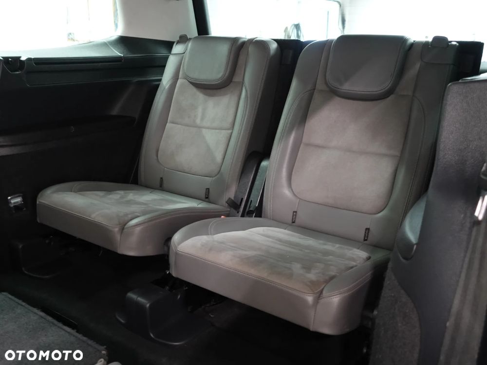 Volkswagen Sharan 2.0 TDI 4Motion BlueMotion Technology Highline - 22