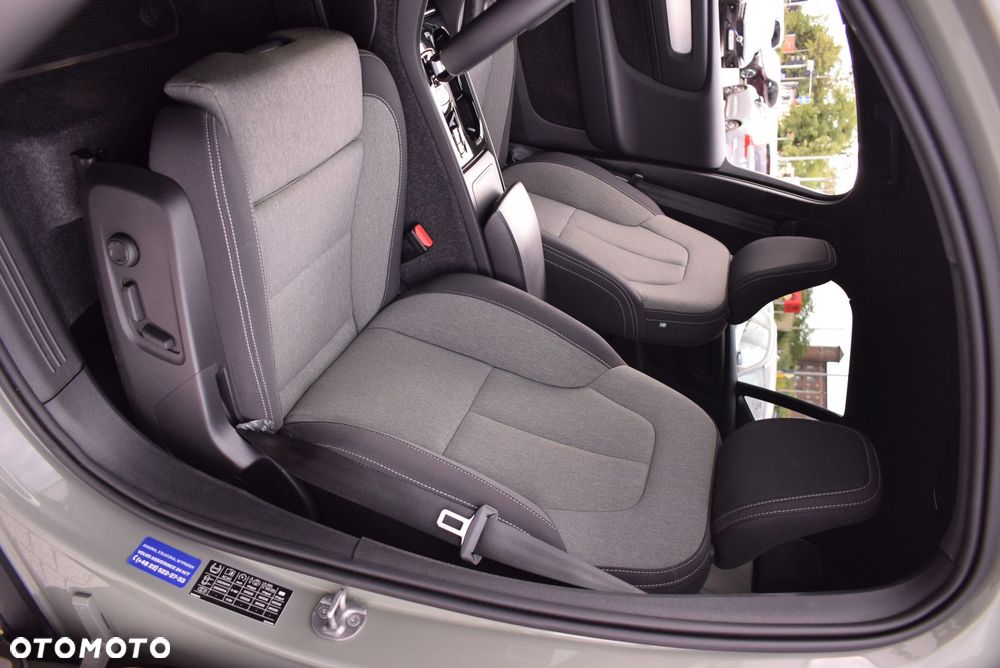 Volvo XC 40 - 18