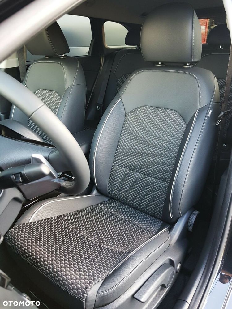 Kia Ceed 1.5 T-GDI Tribute DCT - 11