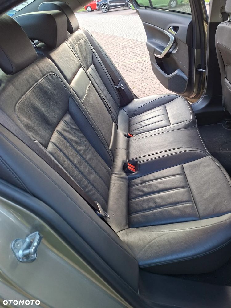 Opel Insignia - 13