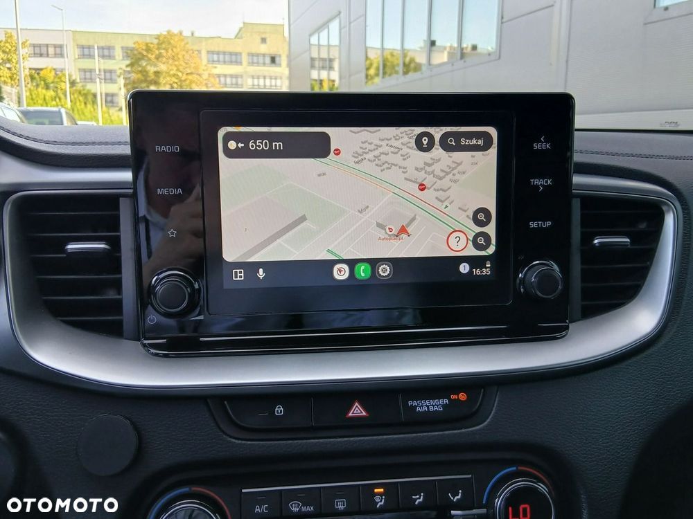 Kia Ceed 1.5 T-GDI M DCT - 16