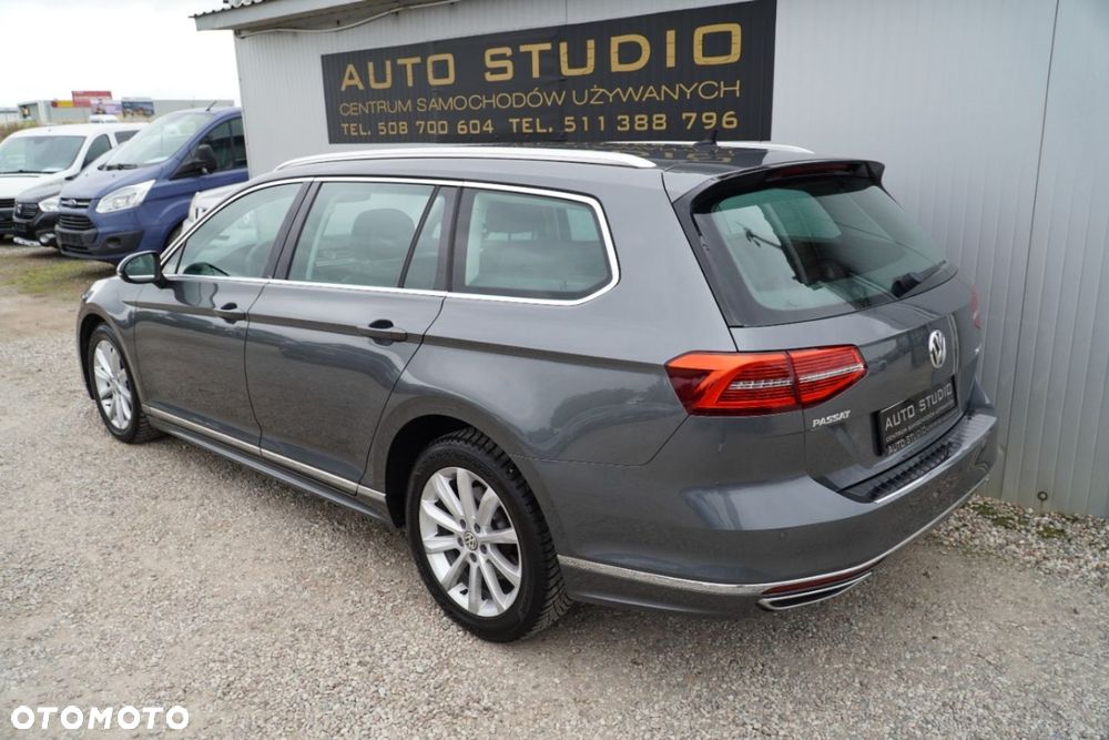 Volkswagen Passat - 35
