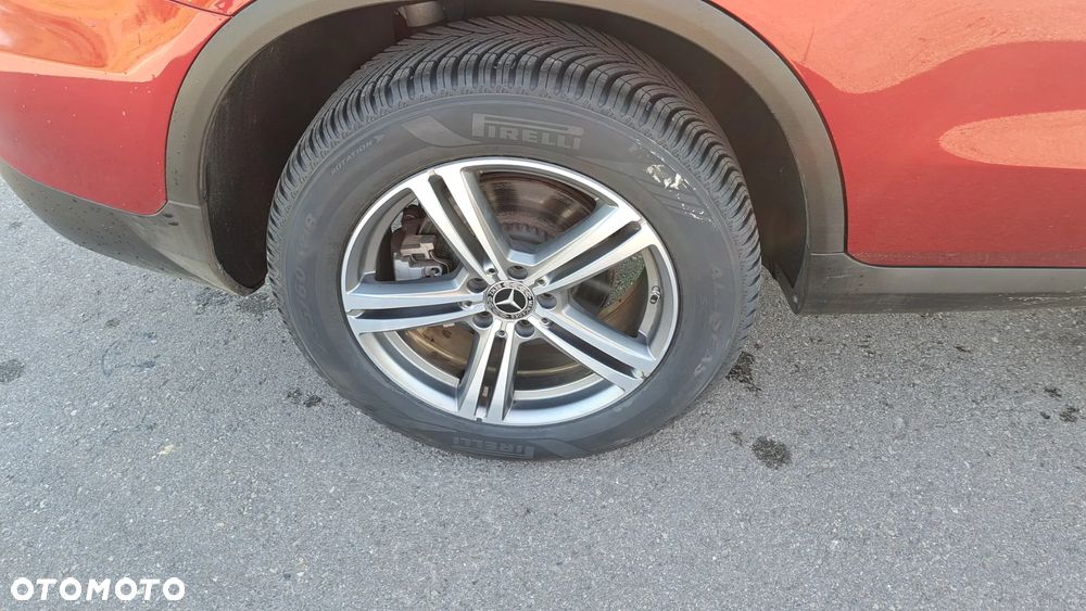 Mercedes-Benz GLC 300 4Matic 9G-TRONIC - 9