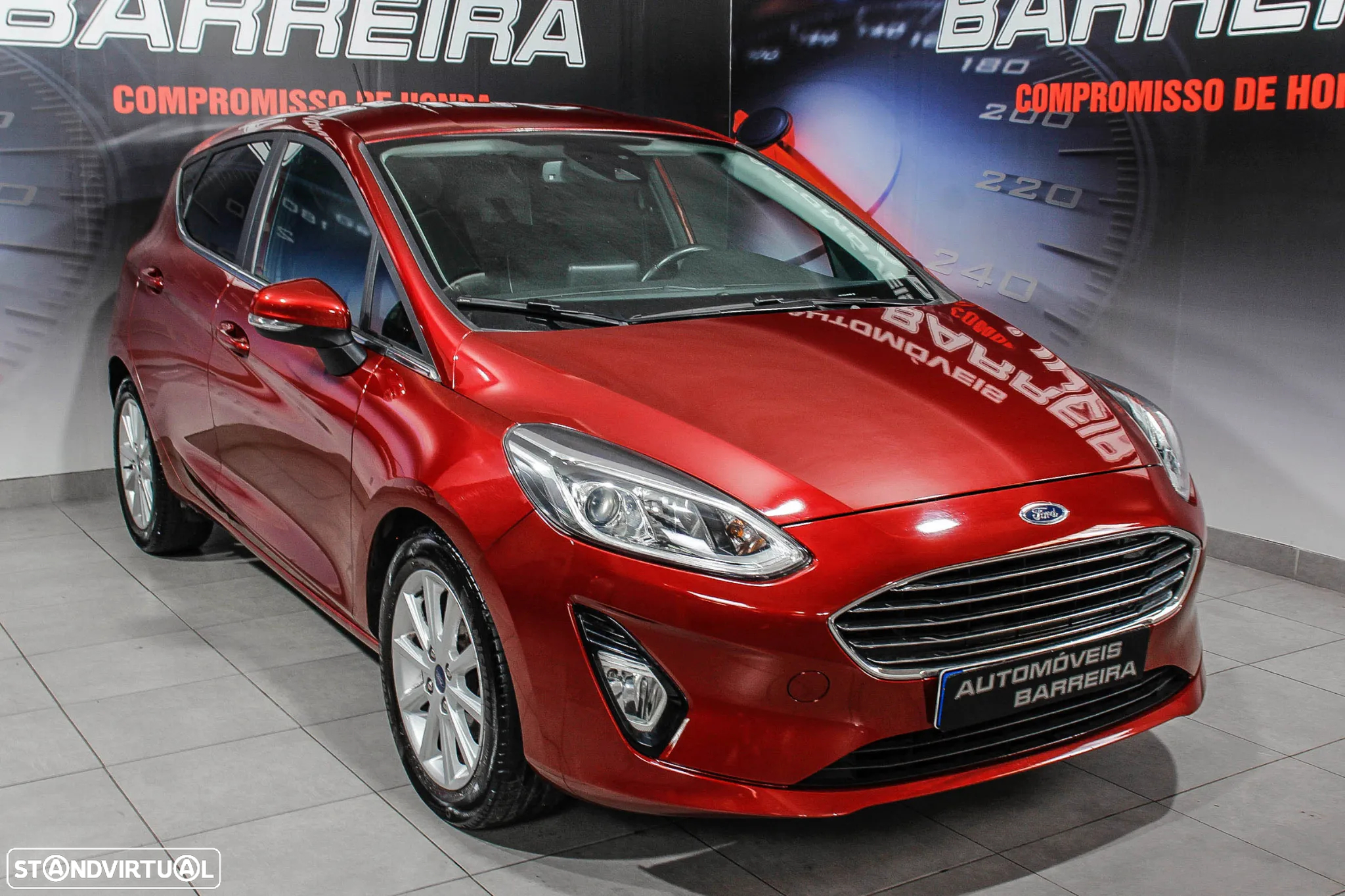 Ford Fiesta 1.0 EcoBoost Titanium - 24