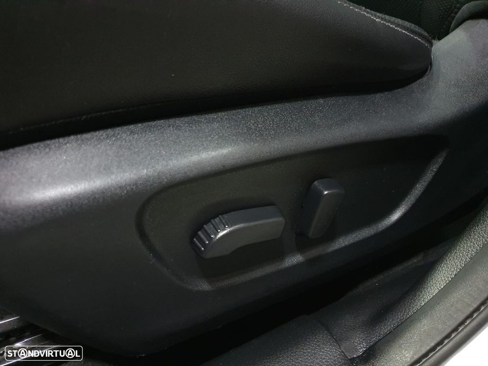 Nissan Qashqai 1.2 DIG-T Tekna Premium Pele S P.Preta - 24