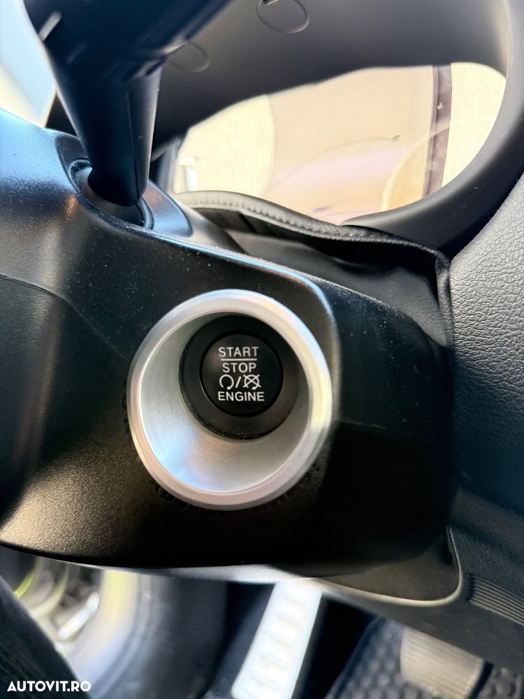 Jeep Renegade 1.3 Turbo 4x2 DDCT6 Limited - 13