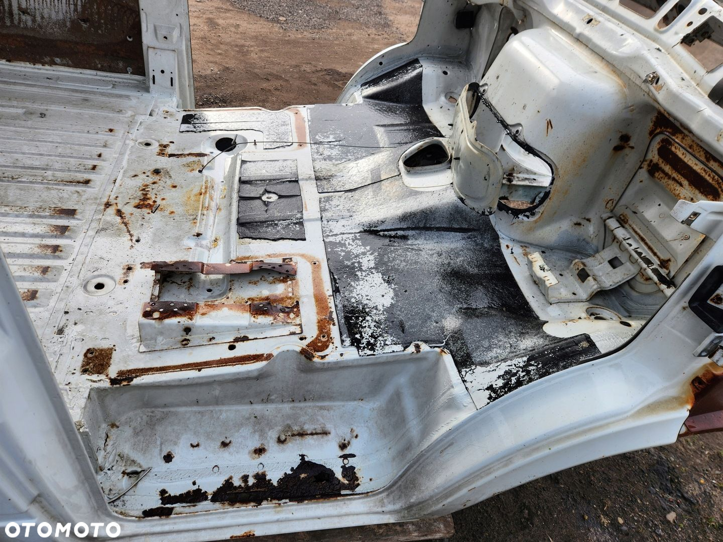 Prawa Ćwiartka Podłużnica Fartuch Volkswagen LT Mercedes Sprinter 95-06 VW - 6