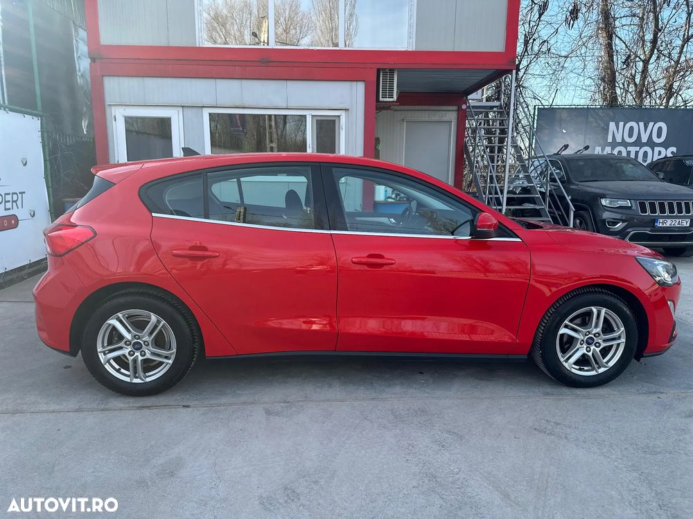 Ford Focus 1.5 EcoBlue Connected - 4
