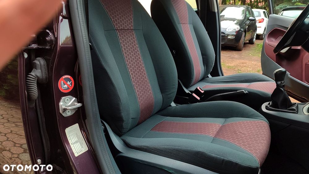 Ford Fiesta 1.25 Platinium X - 32